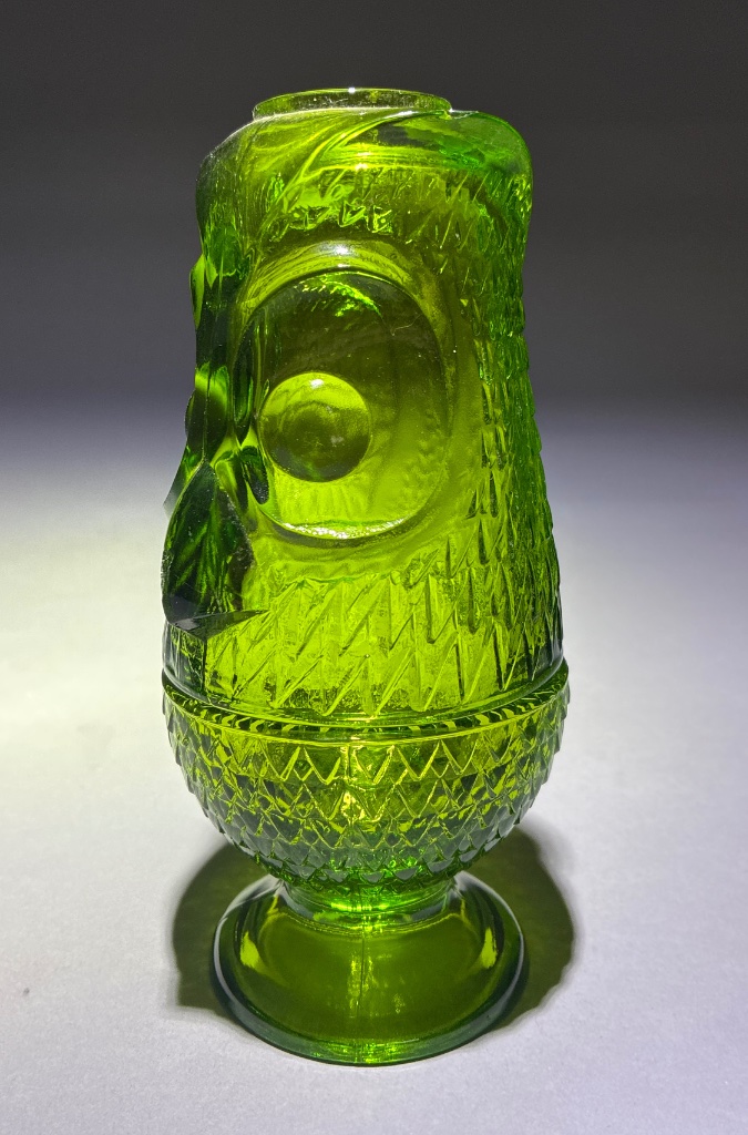 Viking Avocado Green Glass Owl Fairy Lamp