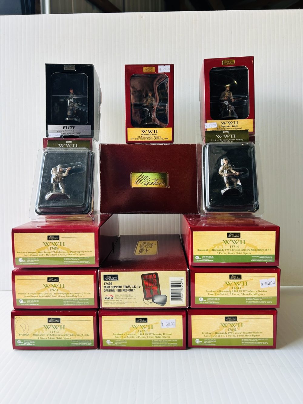 The Super Auction – Military Model Kits and Lead Soldiers